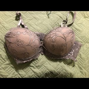 Lace padded bra